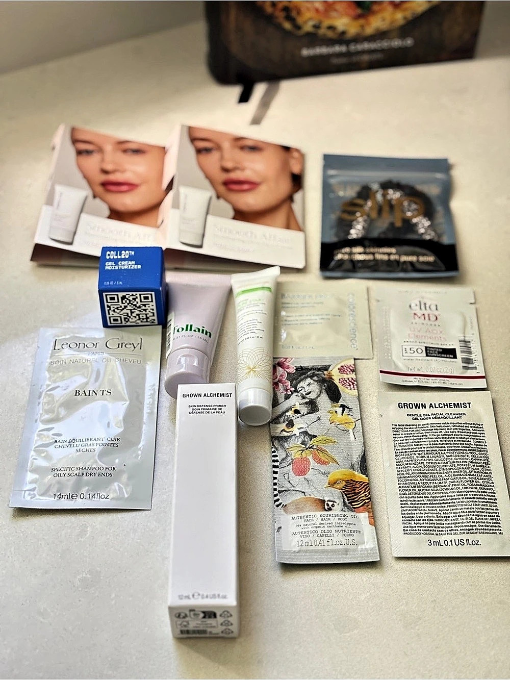 Jane Iredale Smooth Affair Illuminating Glow Face Primer Sample Assortment